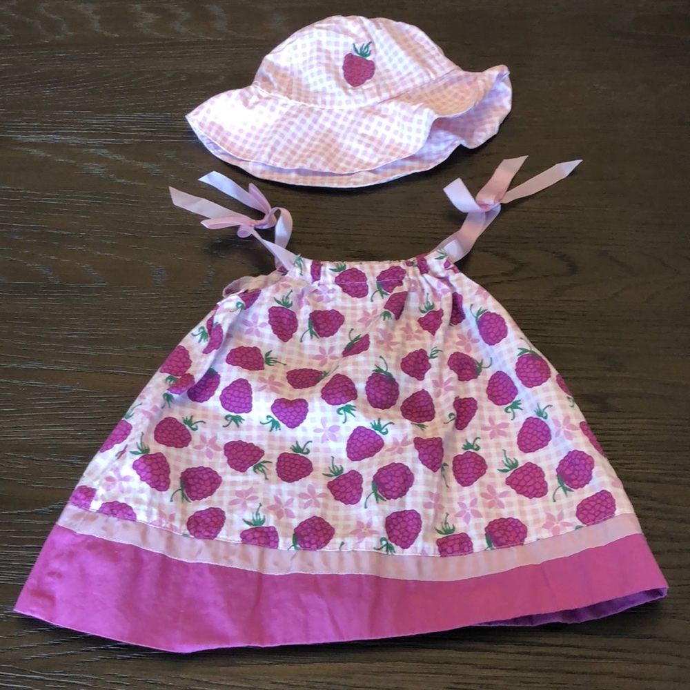 American Girl girl size 4 dress and s/m hat